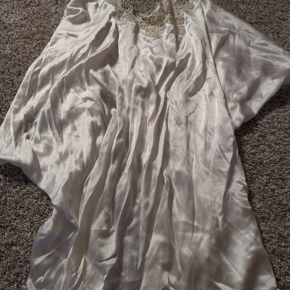 La Perla silk cover - Picture 3 of 7